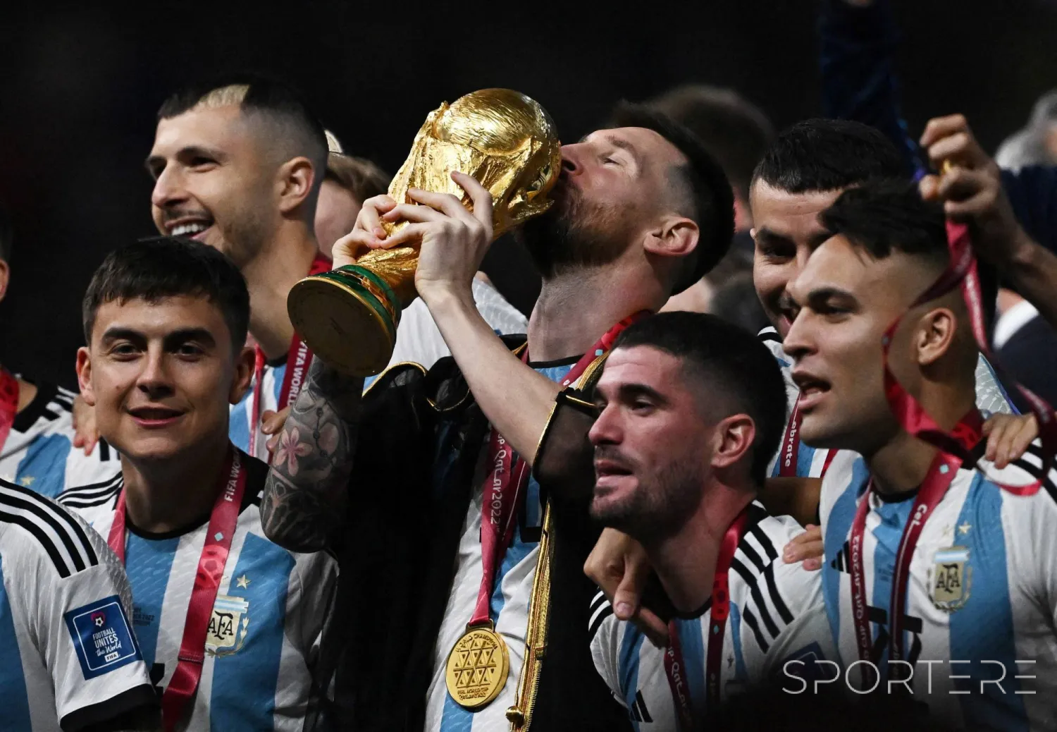 هل يمهد فيفا الطريق للأرجنتين للاحتفاظ بكأس العالم 2026؟ جدل واسع بعد مباراة مصر